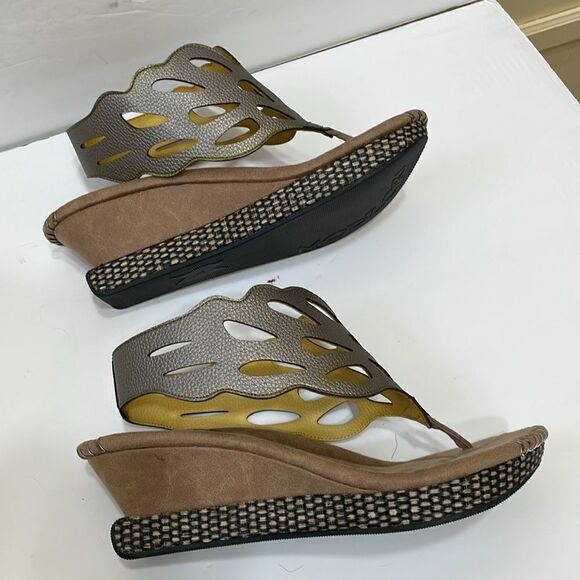 MODZORI REVERSIBLE SANDALS IN LEATHER‎ - Picture 9 of 10